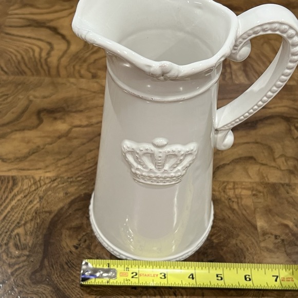 White Ceramic Crown Pitcher Vase Vintage Style Farmhouse Cottagecore Décor - Picture 7 of 7